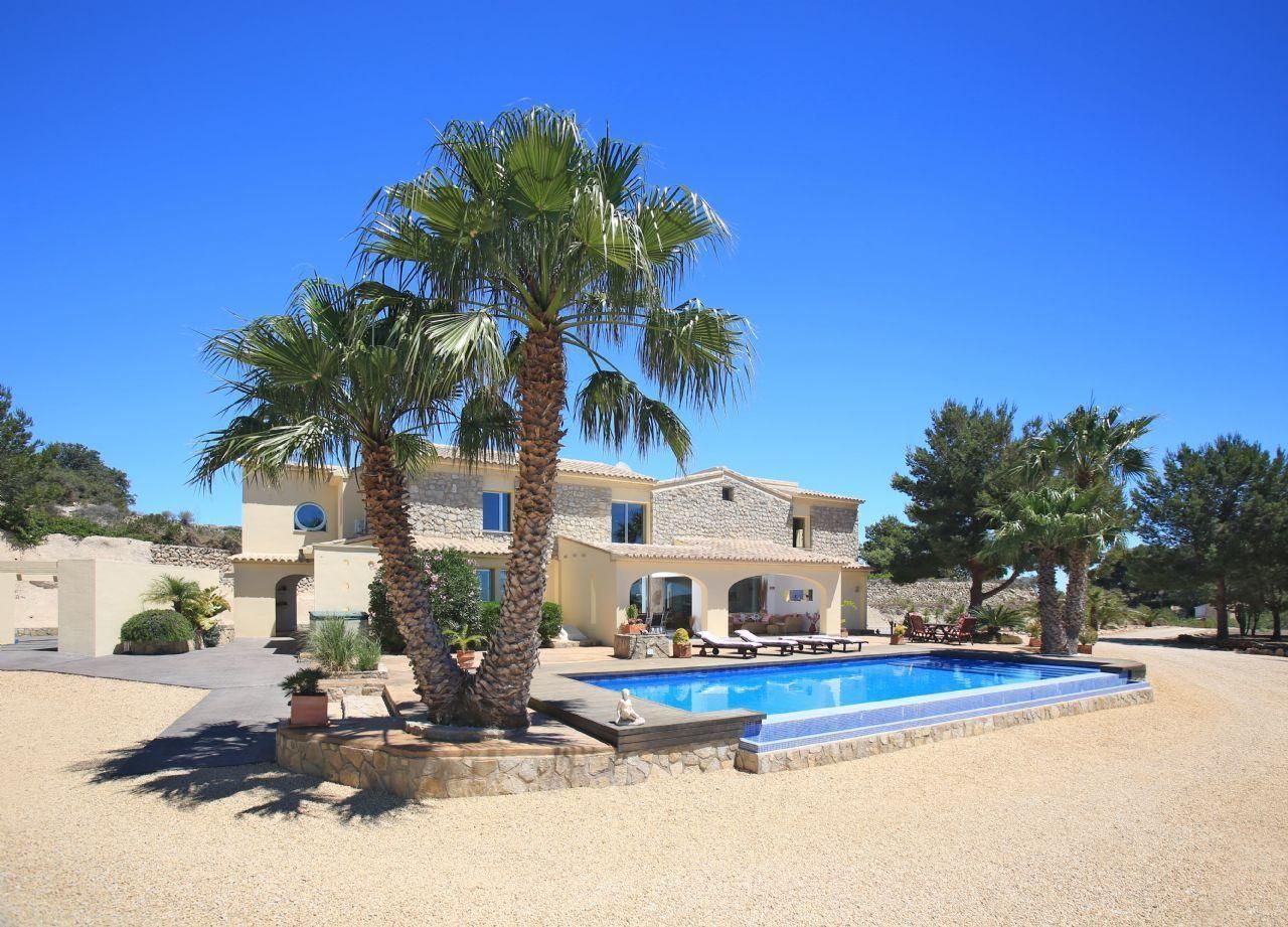 Willa w Moraira, Alicante, Hiszpania 3 sypialnie, 400 mkw. nr 95716