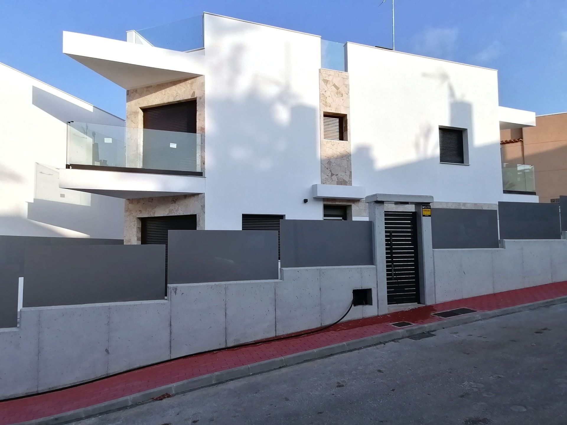 Hus i Torrevieja, Alicante, Spanien 3 sovrum, 175 kvm. Nr. 95720