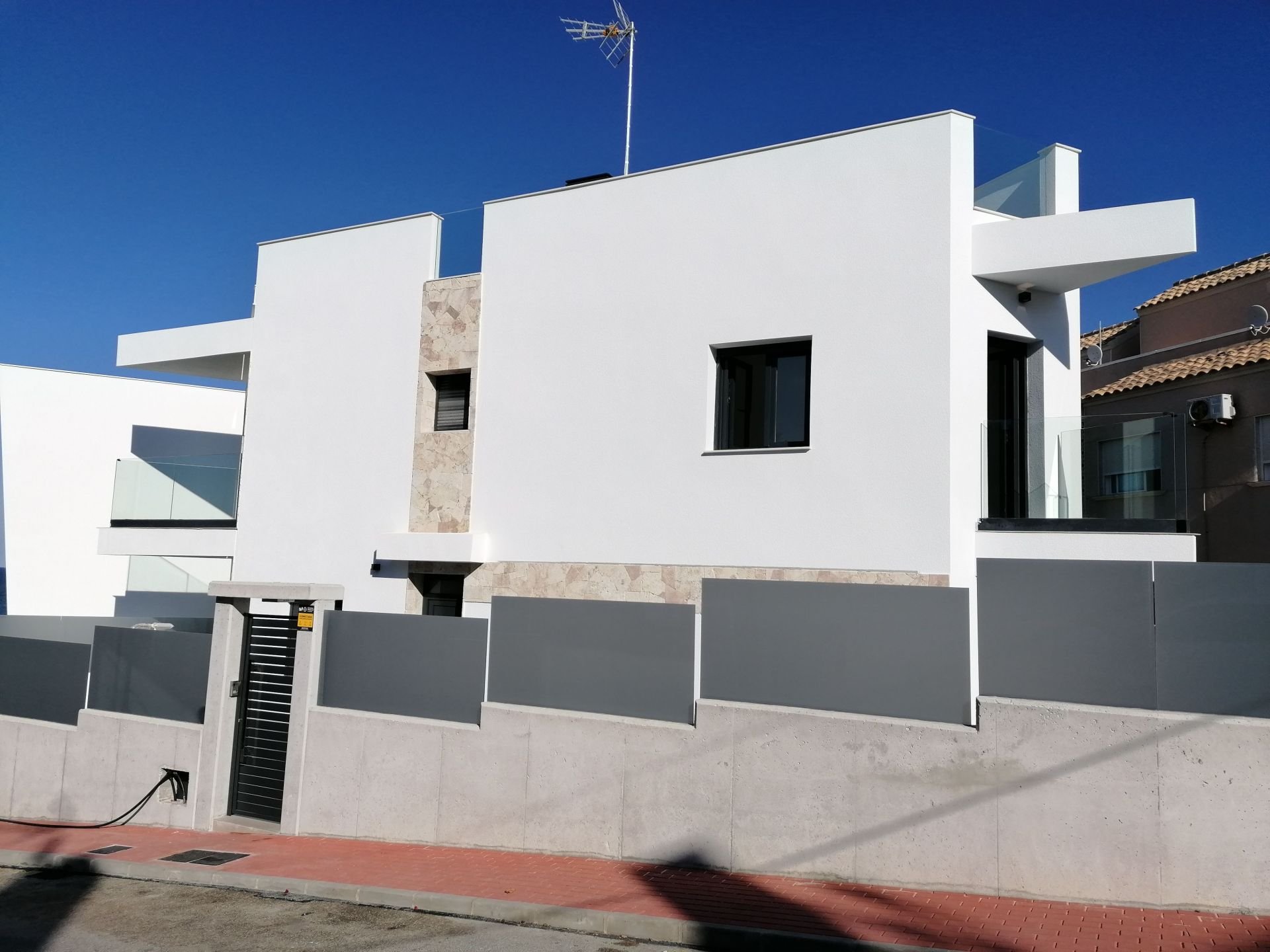 Hus i Torrevieja, Alicante, Spanien 3 sovrum, 175 kvm. Nr. 95720