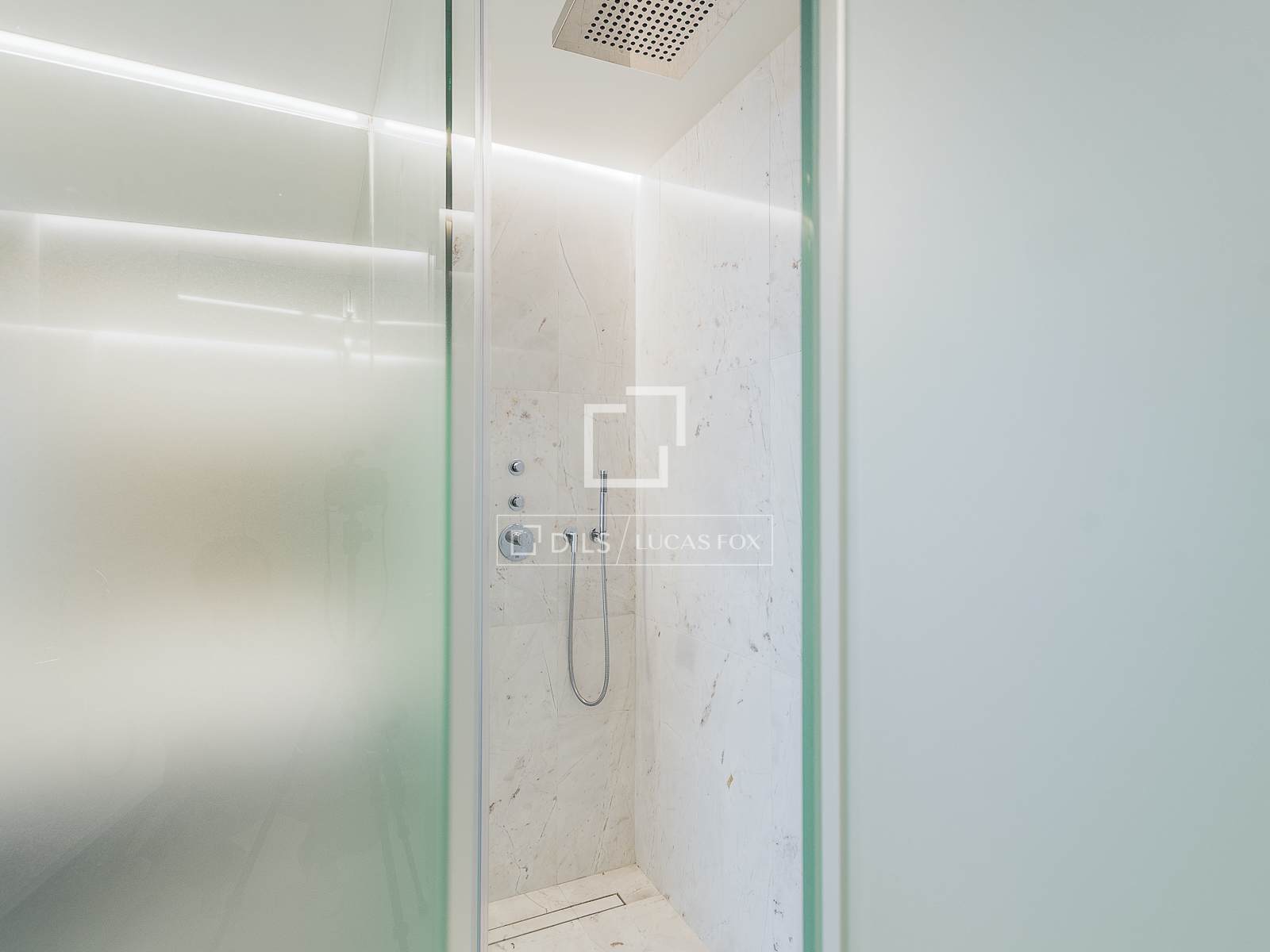 Apartment à Barcelona, Espagne 3 chambres, 194 m2 No. 164336