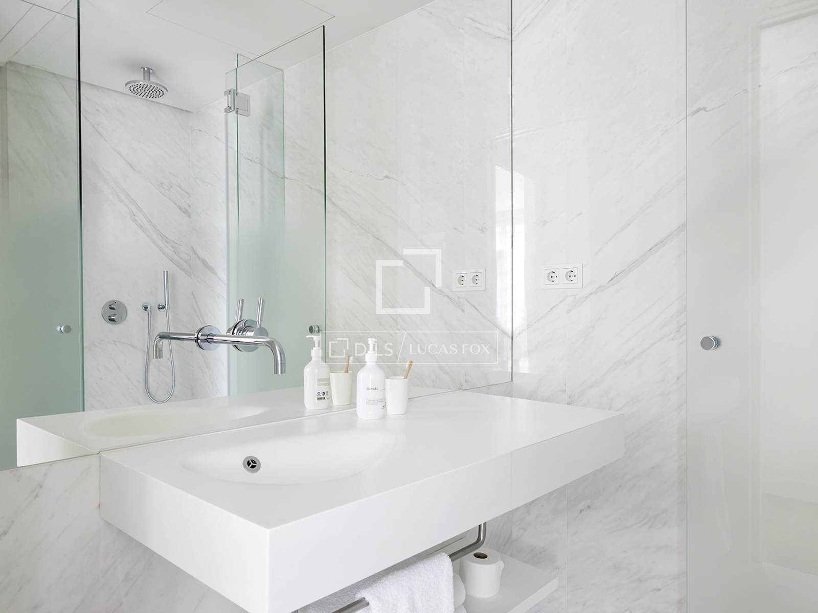 Dzīvoklis Barcelona, Spānijā 3 istabas, 185 m2 Nr. 164333