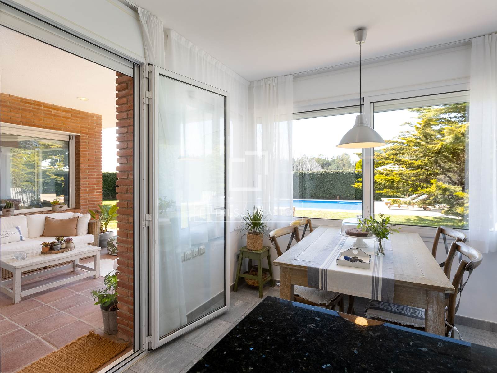 Villa Sant Vicenc De Montalt, Barcelona, Spānijā 4 istabas, 451 m2 Nr. 164334