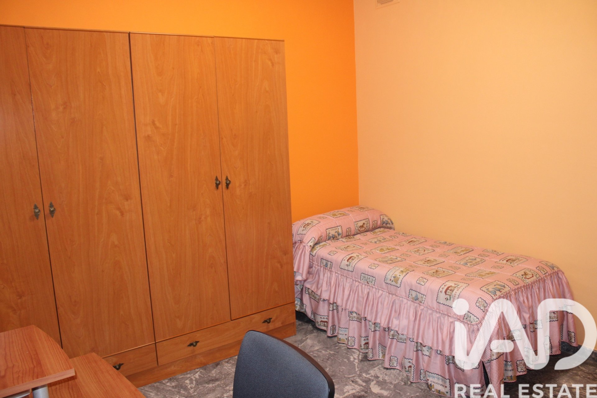 Casa a Dos Hermanas, Seville, Spagna 3 camere da letto, 172 mq. N° 173078