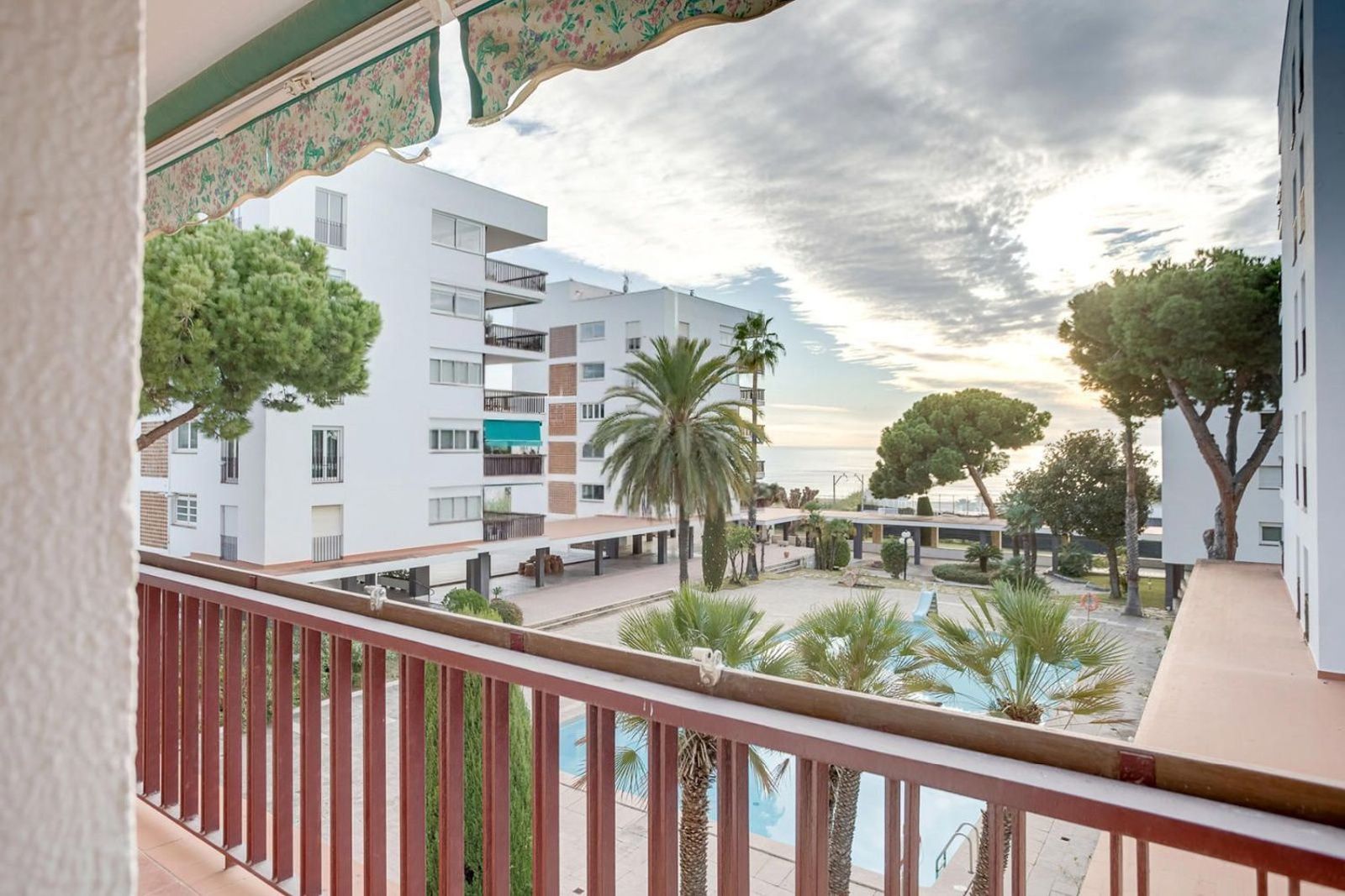 Apartment à Sant Andreu de Llavaneres, Barcelona, Espagne 3 chambres, 125 m2 No. 164945