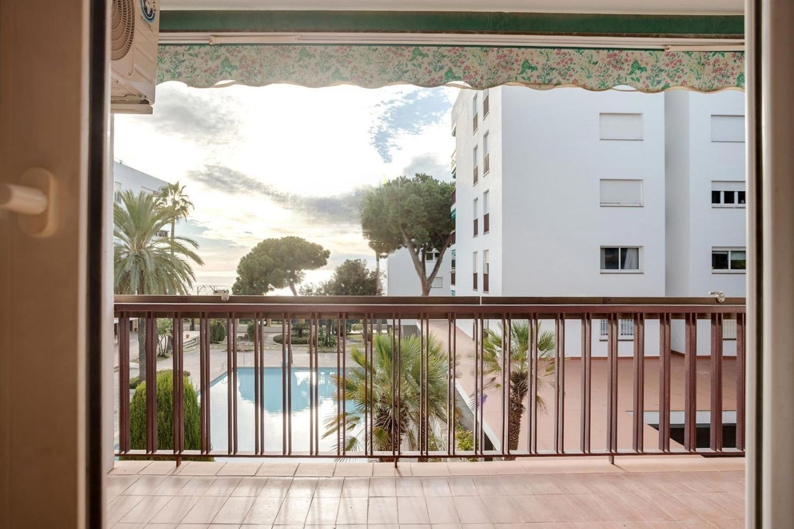 Apartment à Sant Andreu de Llavaneres, Barcelona, Espagne 3 chambres, 125 m2 No. 164945