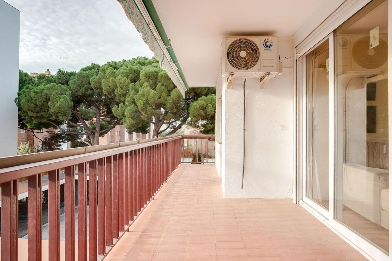 Apartment à Sant Andreu de Llavaneres, Barcelona, Espagne 3 chambres, 125 m2 No. 164945