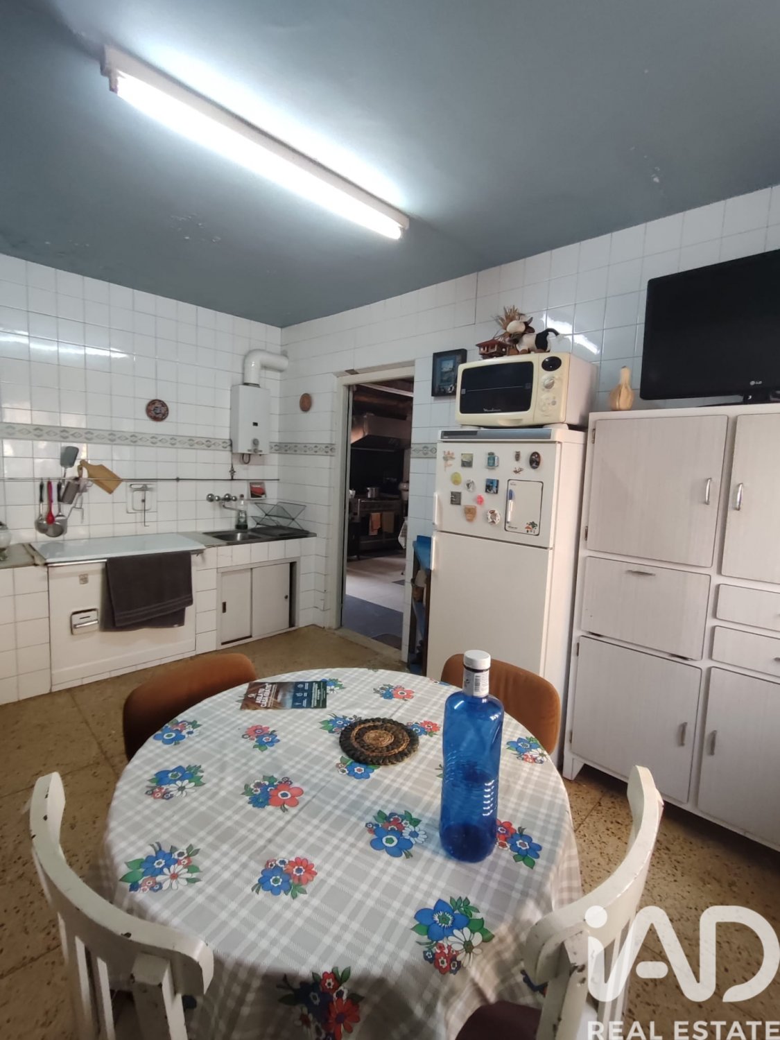 Вилла в Вильярехо-де-Орбиго, Леон, Испания 4 спальни, 569м2 №185219