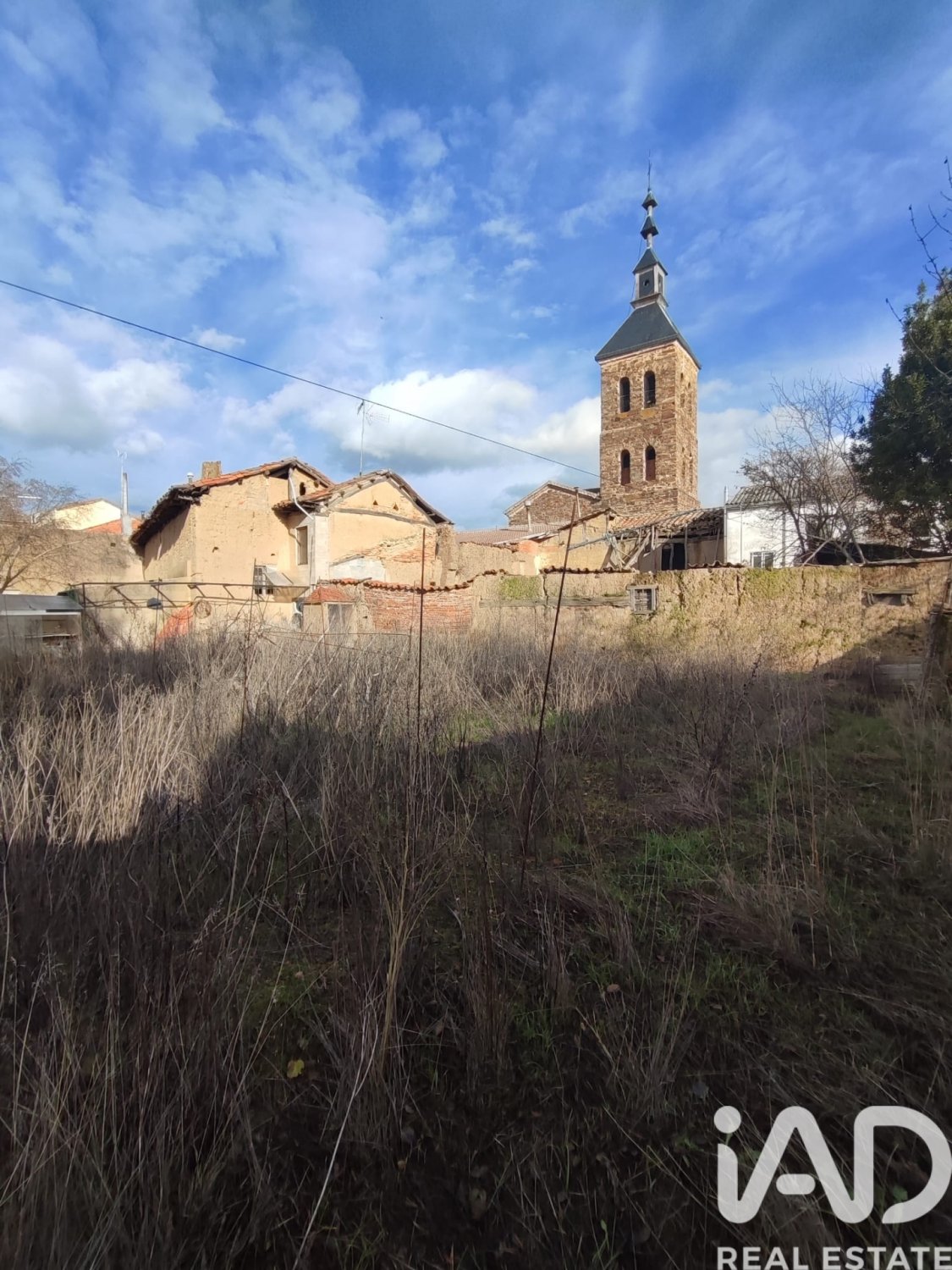 Вилла в Вильярехо-де-Орбиго, Леон, Испания 4 спальни, 569м2 №185219