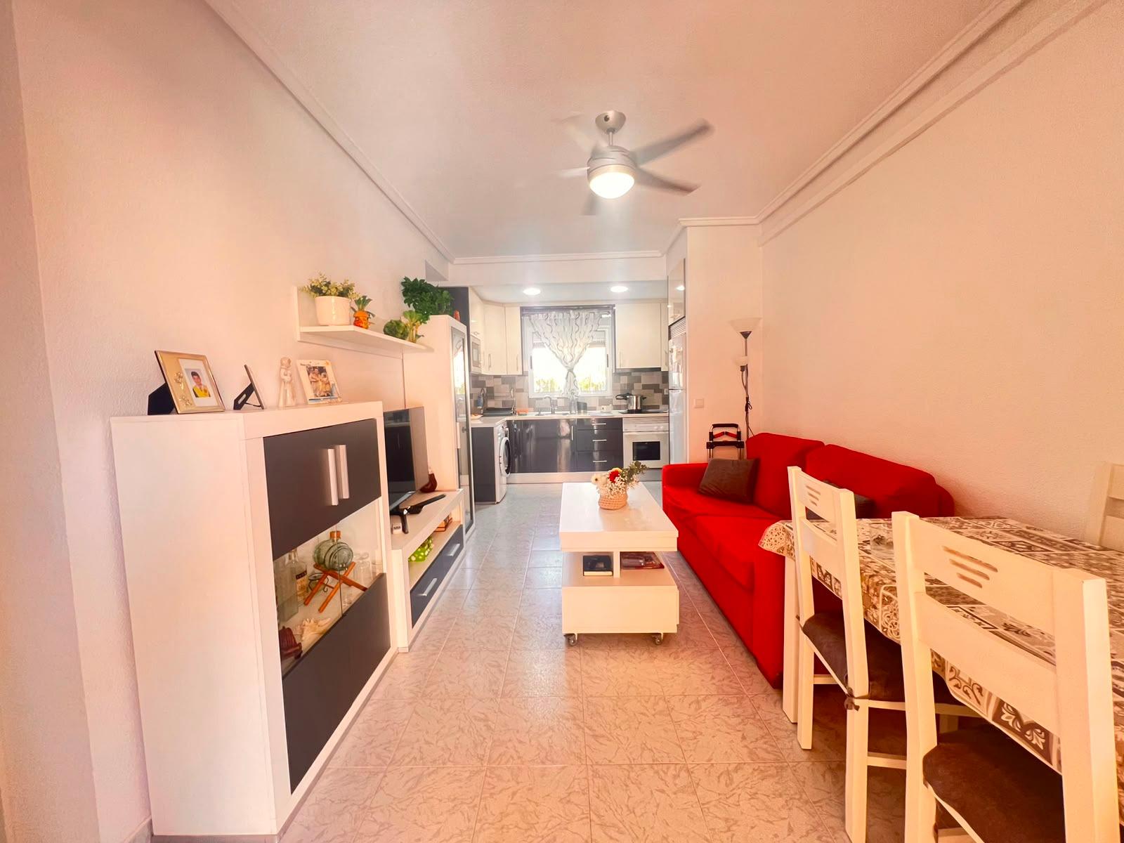 Bungalow a Torrevieja, Alicante, Spagna 2 camere da letto, 53 mq. N° 191811