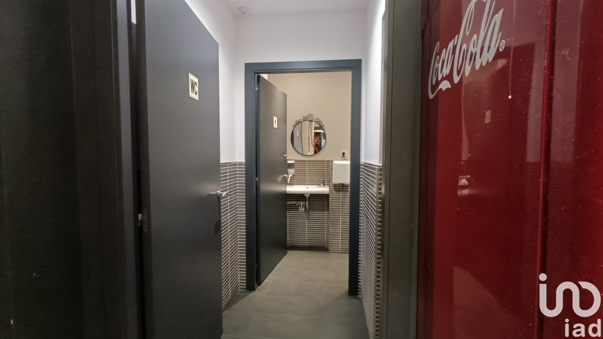 Propiedad comercial en Les Roquetes, Barcelona, España 399 m2 No. 154315
