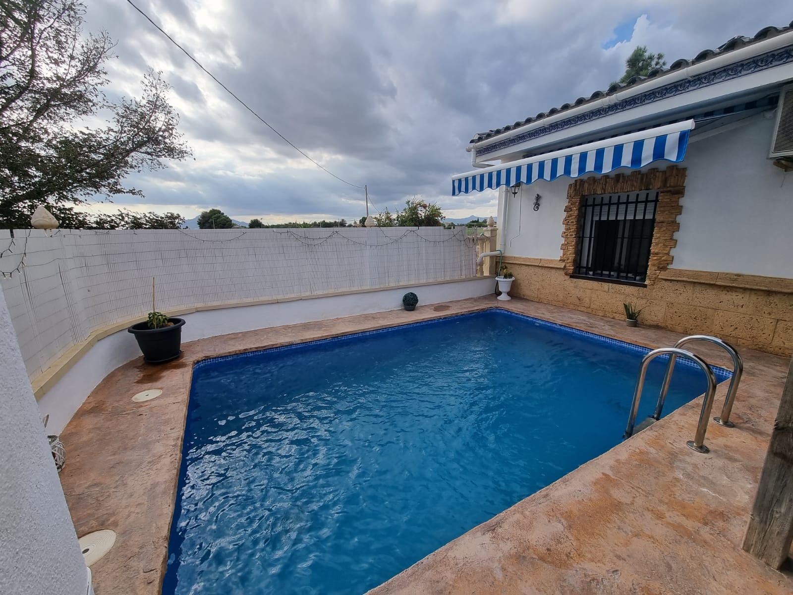 Casa a Dolores, Alicante, Spagna 3 camere da letto, 120 mq. N° 183618