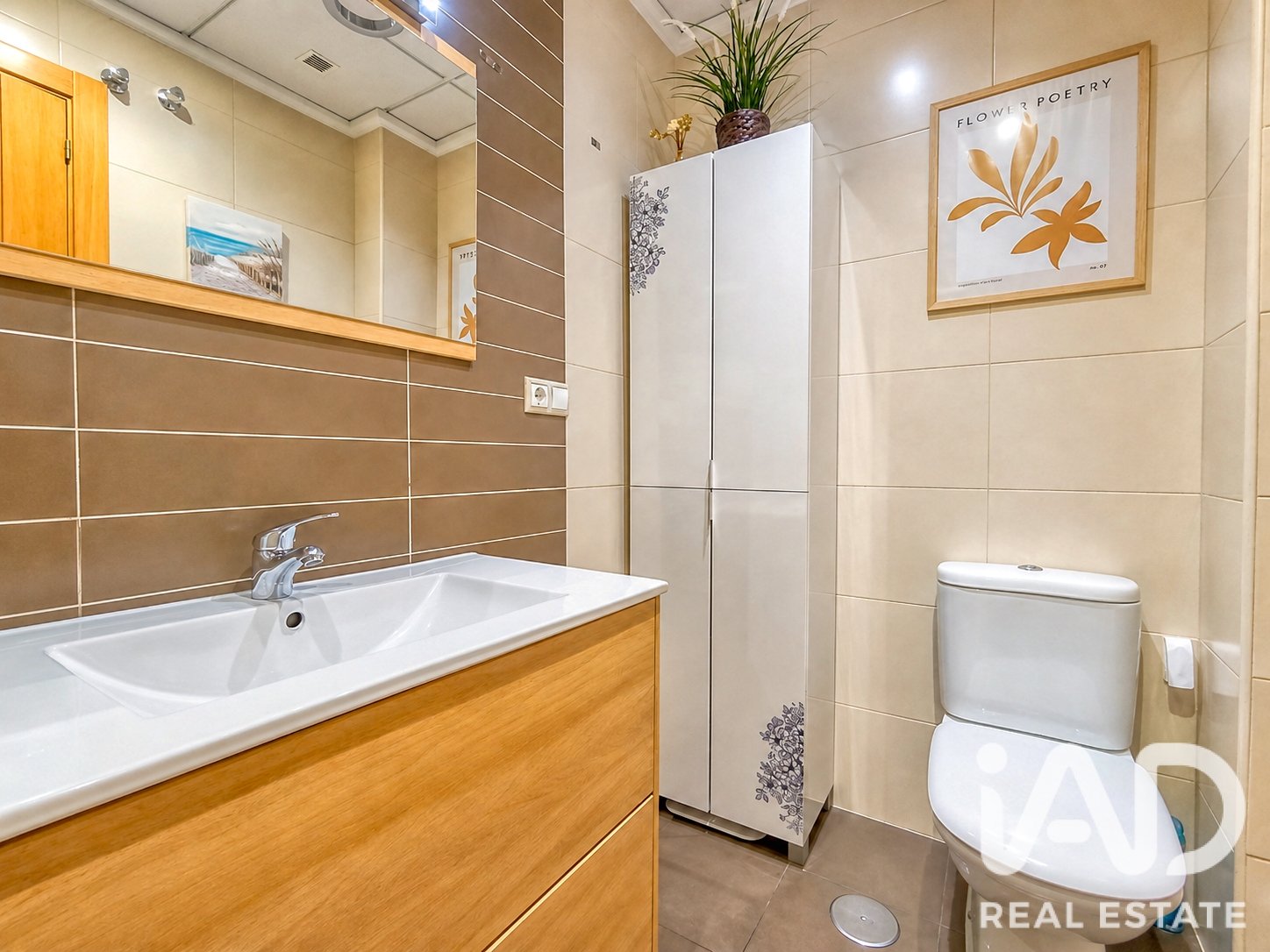 Apartment in Petrer, Alicante, Spain 2 bedrooms, 71 sq.m. No. 188267