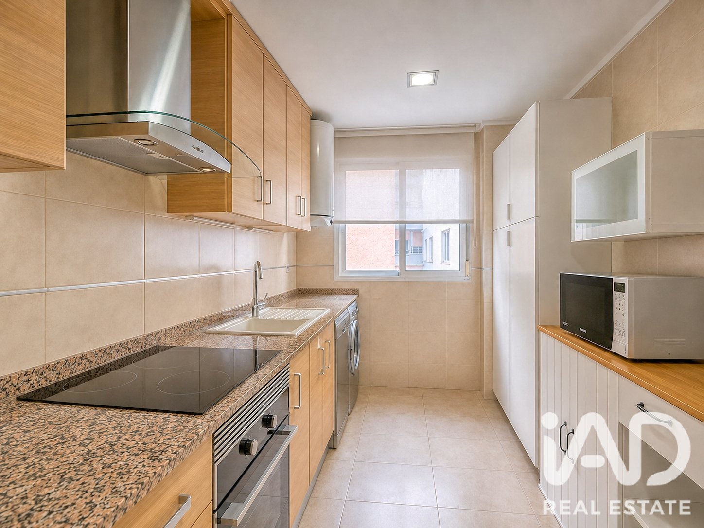 Apartment in Petrer, Alicante, Spain 2 bedrooms, 71 sq.m. No. 188267