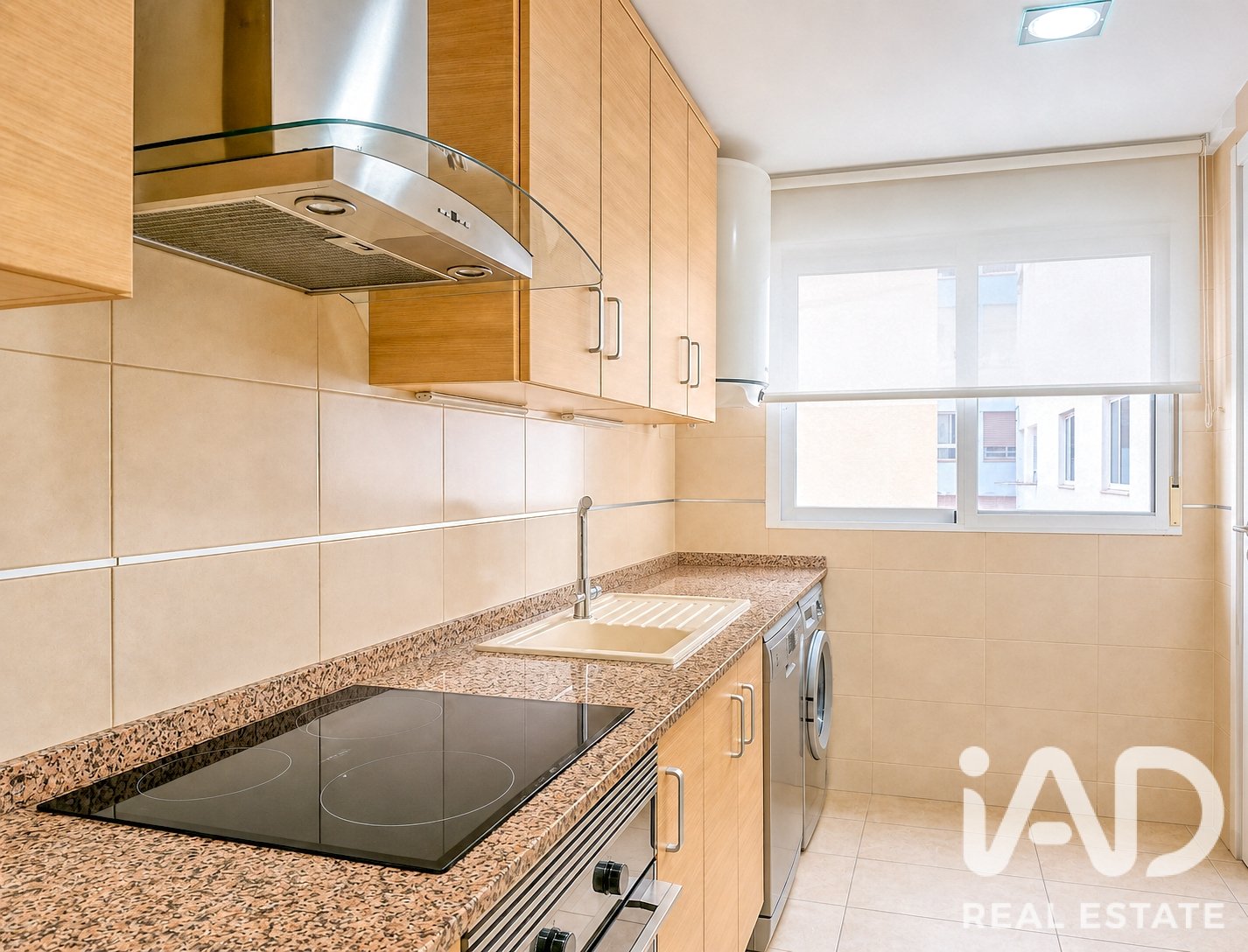 Apartment in Petrer, Alicante, Spain 2 bedrooms, 71 sq.m. No. 188267