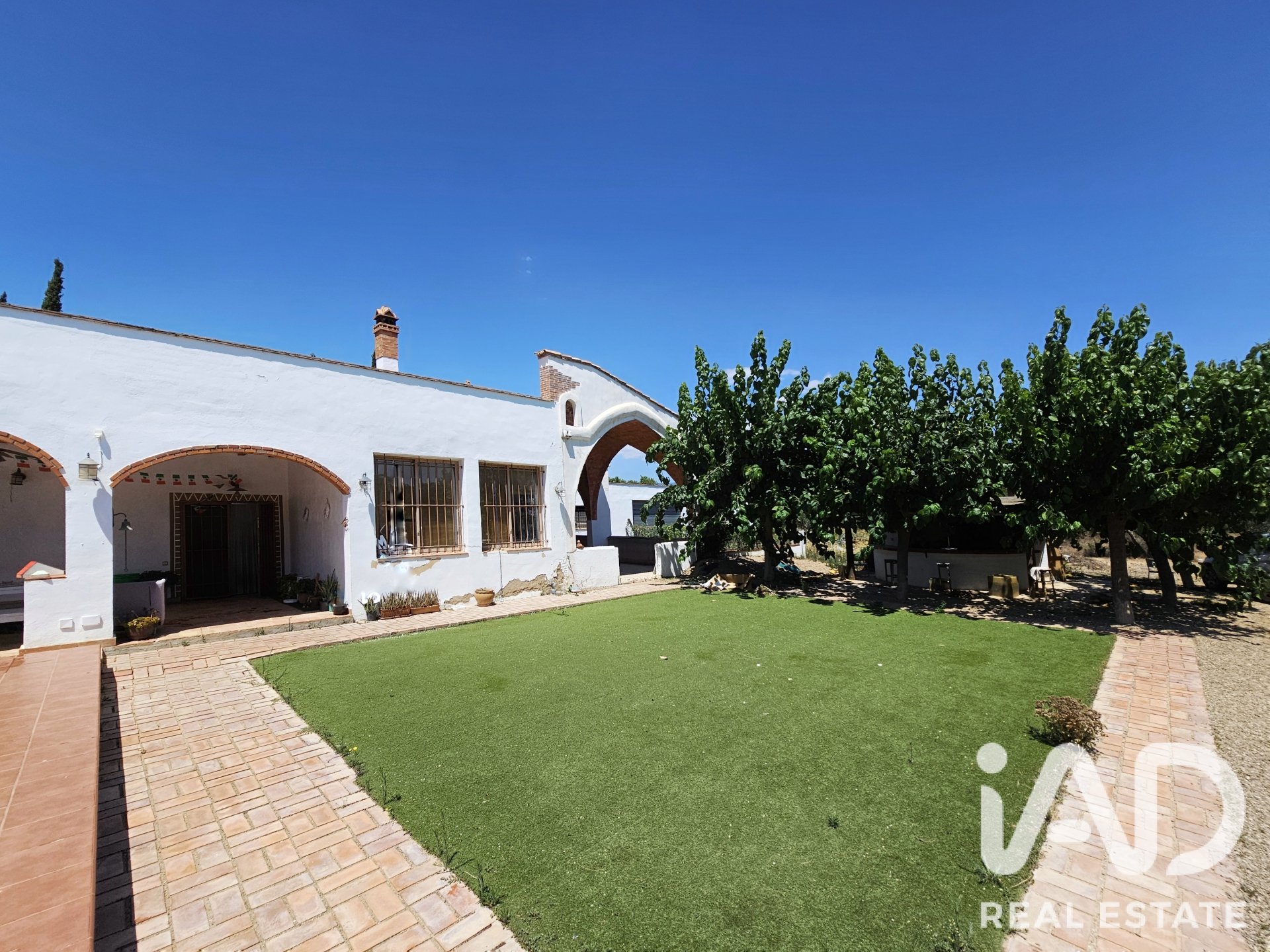 House à Montbrio del Camp, Tarragona, Espagne 5 chambres, 690 m2 No. 188265