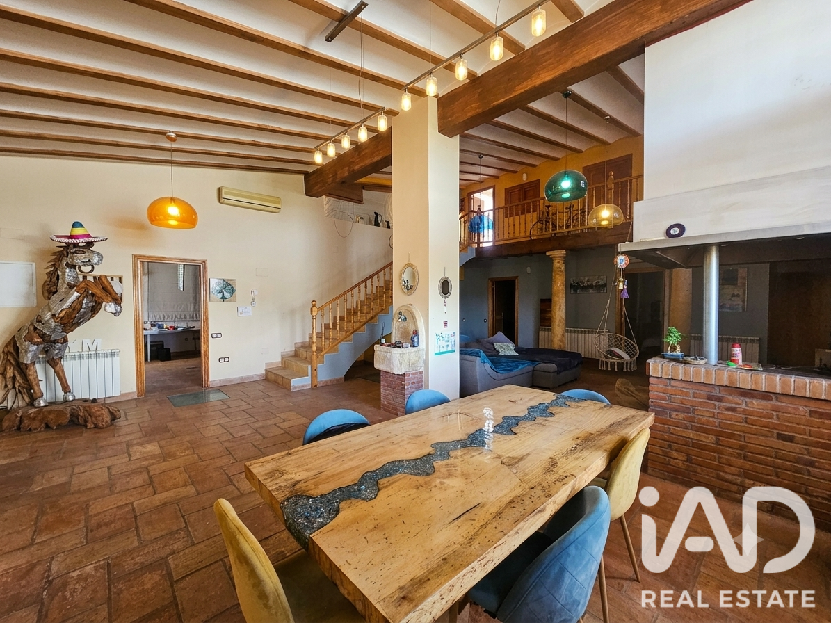 House à Montbrio del Camp, Tarragona, Espagne 5 chambres, 690 m2 No. 188265
