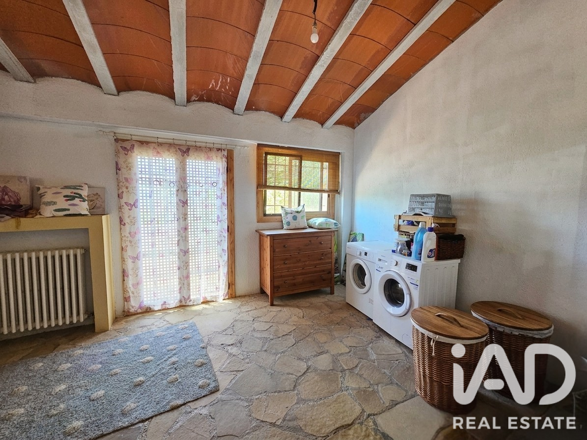 House à Montbrio del Camp, Tarragona, Espagne 5 chambres, 690 m2 No. 188265