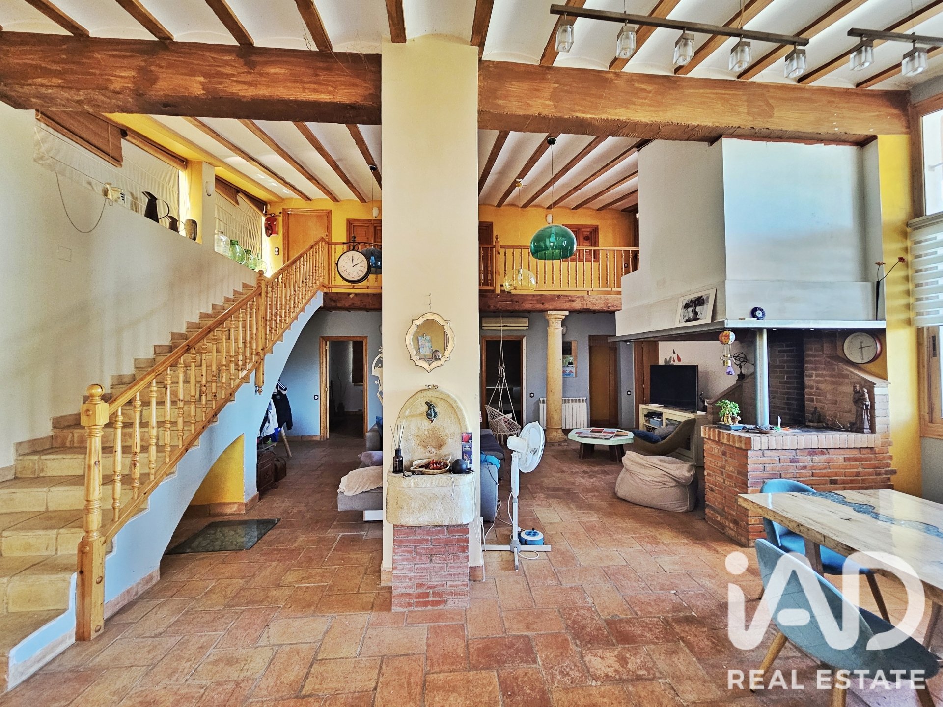 House à Montbrio del Camp, Tarragona, Espagne 5 chambres, 690 m2 No. 188265