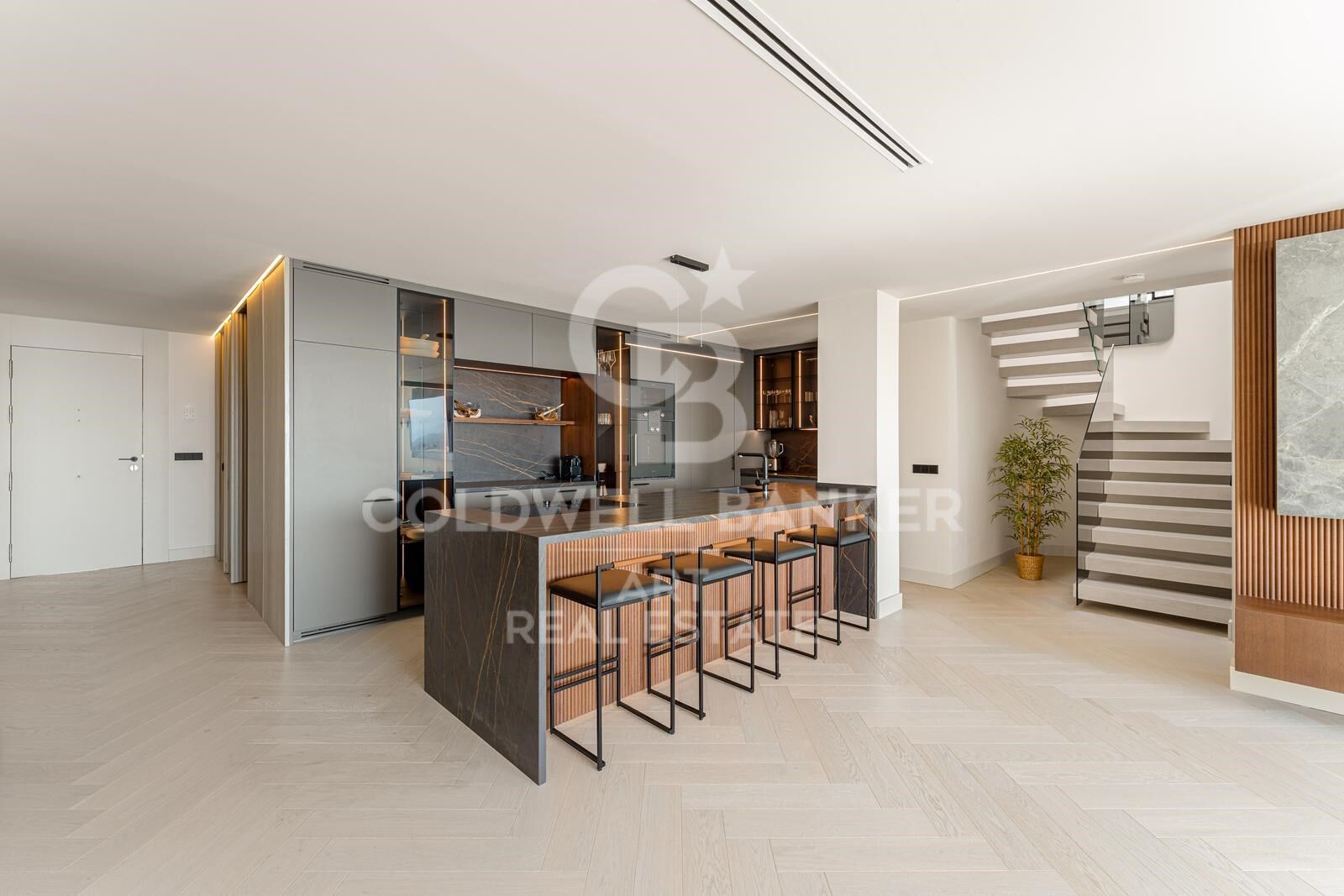 Penthouse w Benahavis, Malaga, Hiszpania 4 sypialnie, 253 mkw. nr 157559