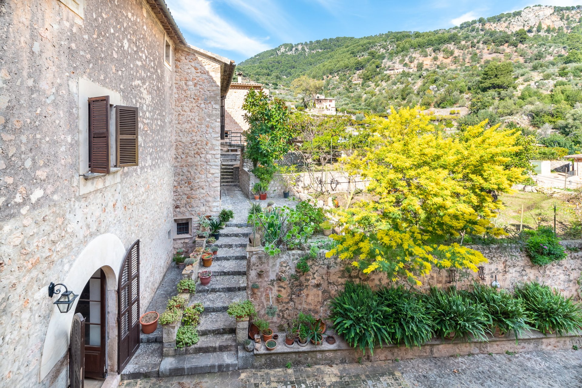 Villa in Fornalutx, Mallorca, Spain 8 bedrooms, 1560 sq.m. No. 139206