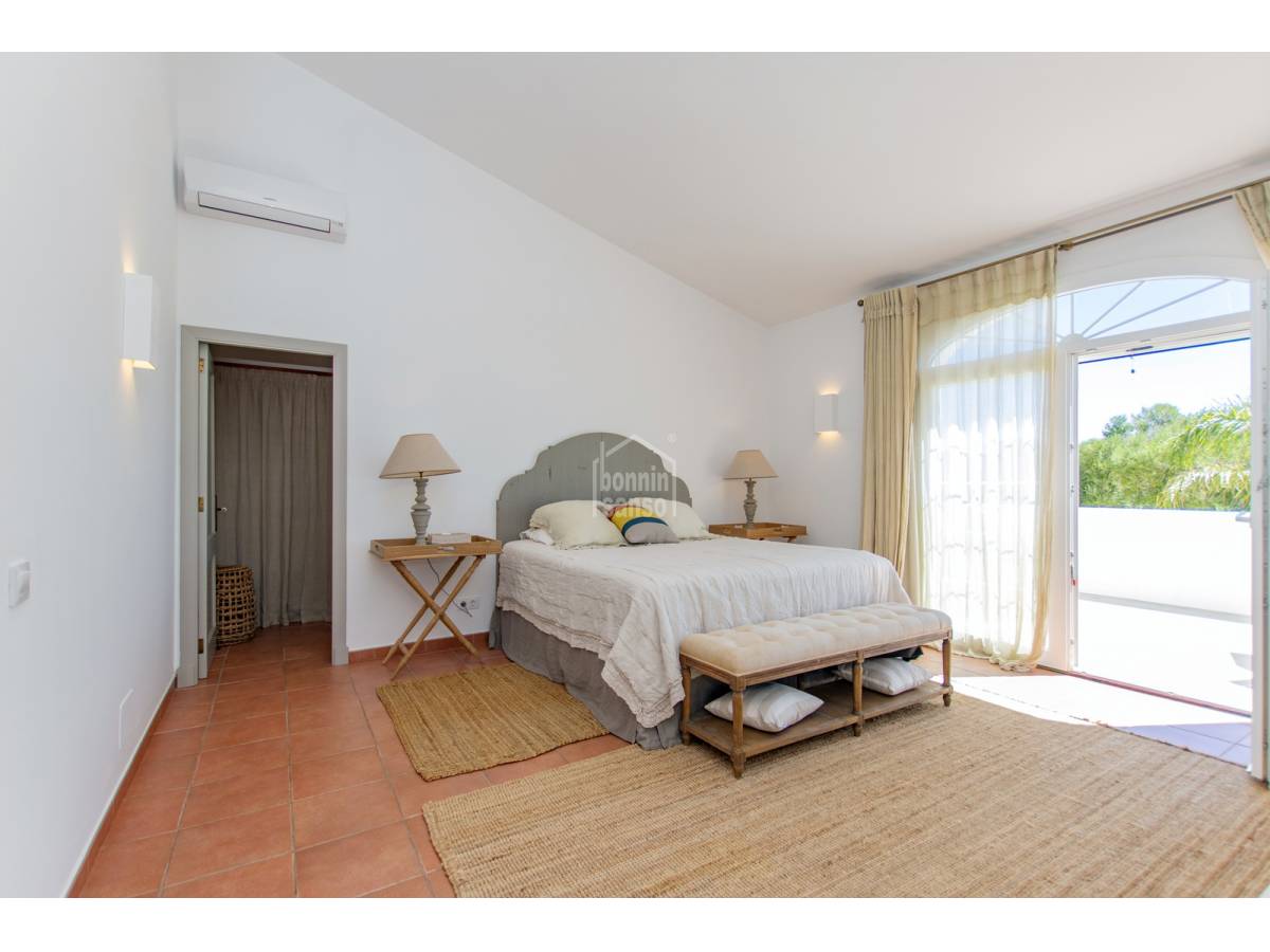 Villa in Sant Lluis, Menorca, Spain 4 bedrooms, 499 sq.m. No. 139204