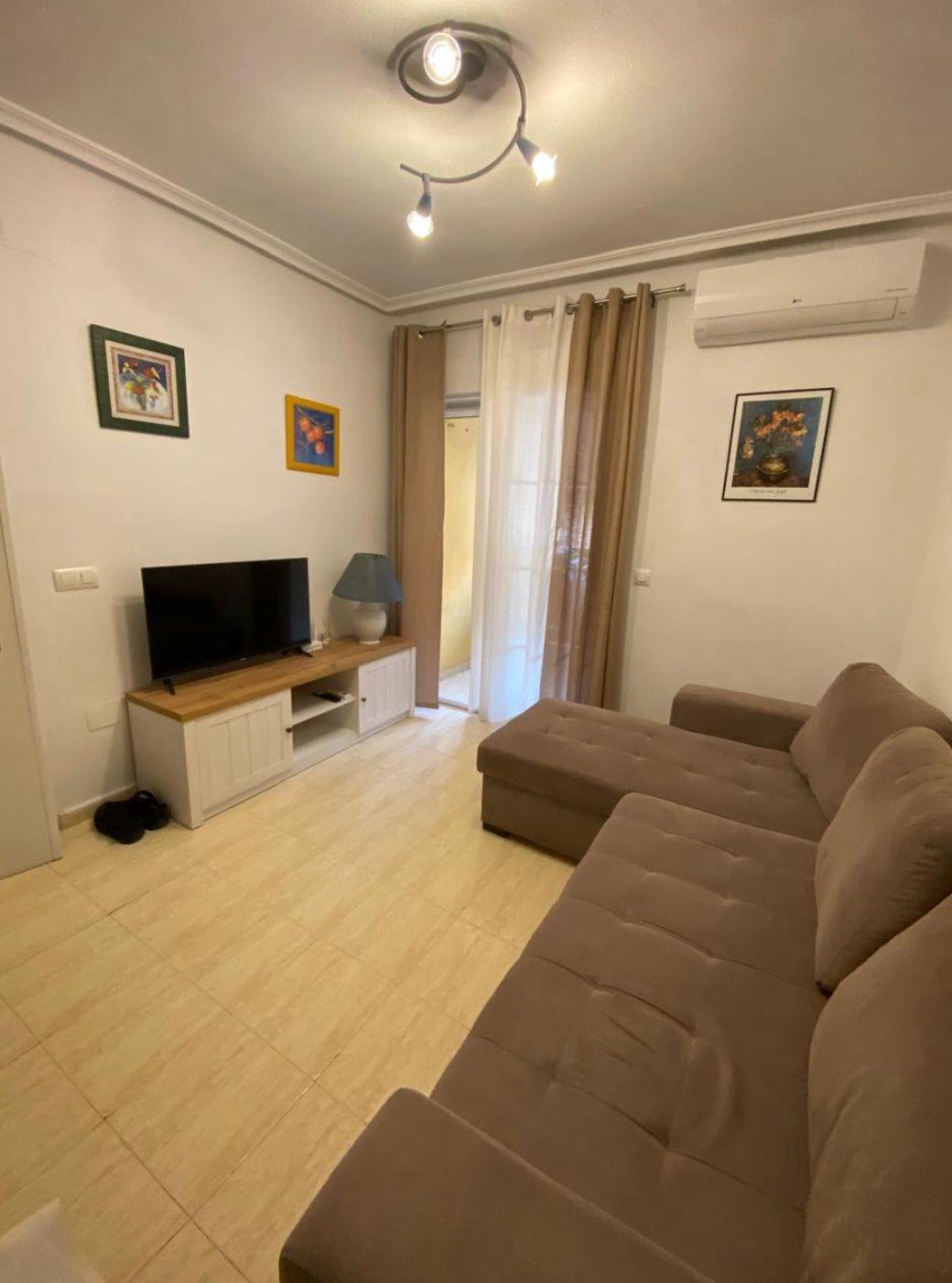 Appartamento a Torrevieja, Alicante, Spagna 1 camera da letto, 55 mq. N° 183099