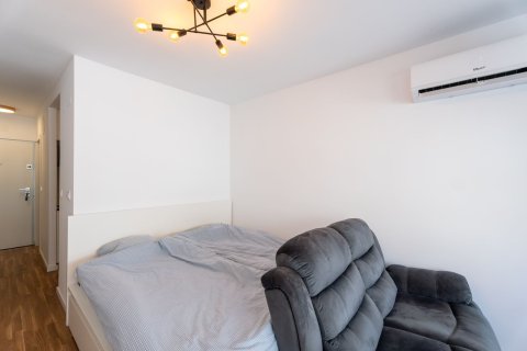 Huoneisto Torrevieja, Alicante, Espanja 30 m2 No. 183100