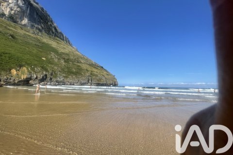 Land in Castro-Urdiales, Cantabria, Spanien 491 m2 Nr. 185199