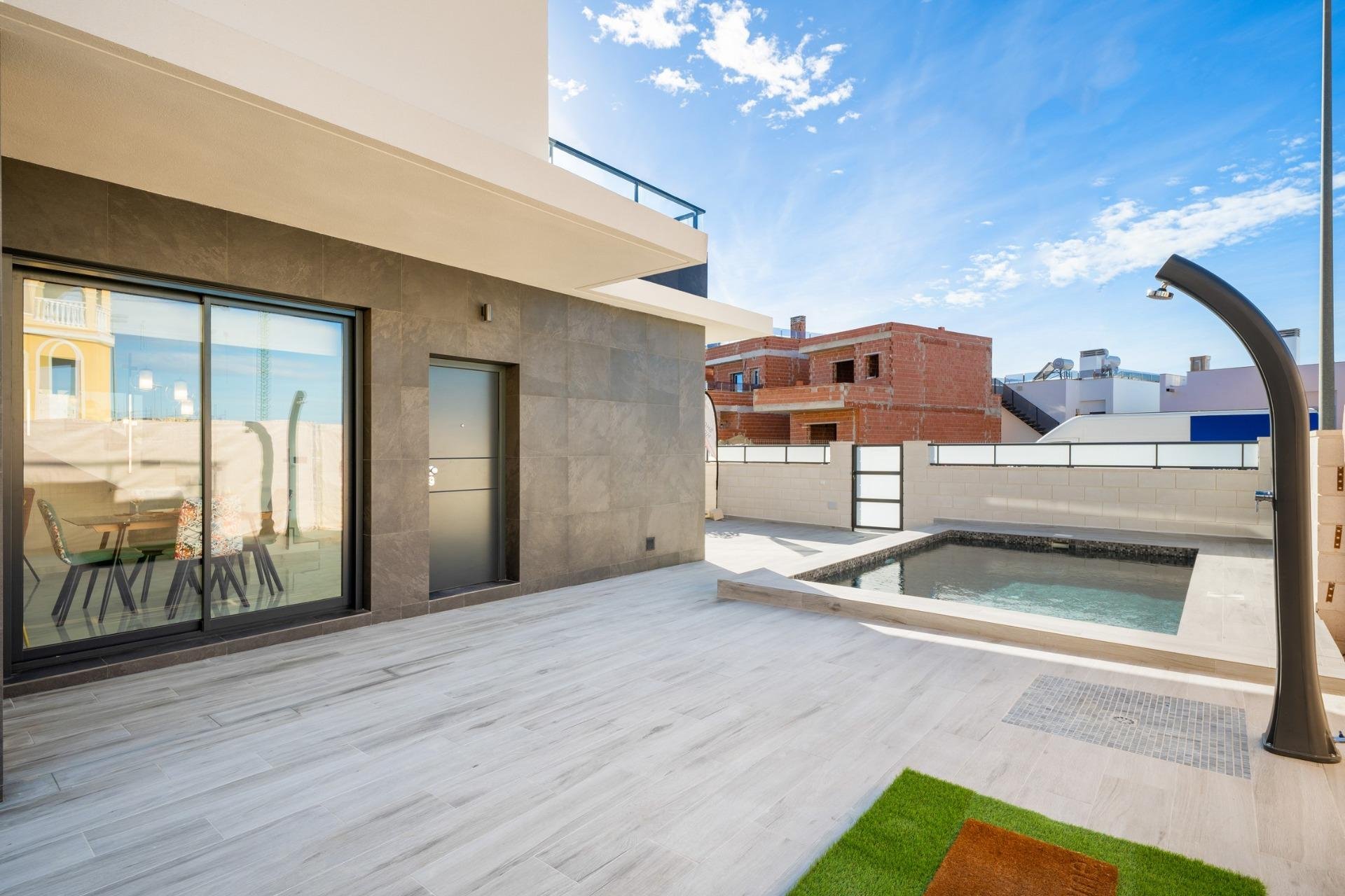 Villa a Benijofar, Alicante, Spagna 3 camere da letto, 133 mq. N° 103523