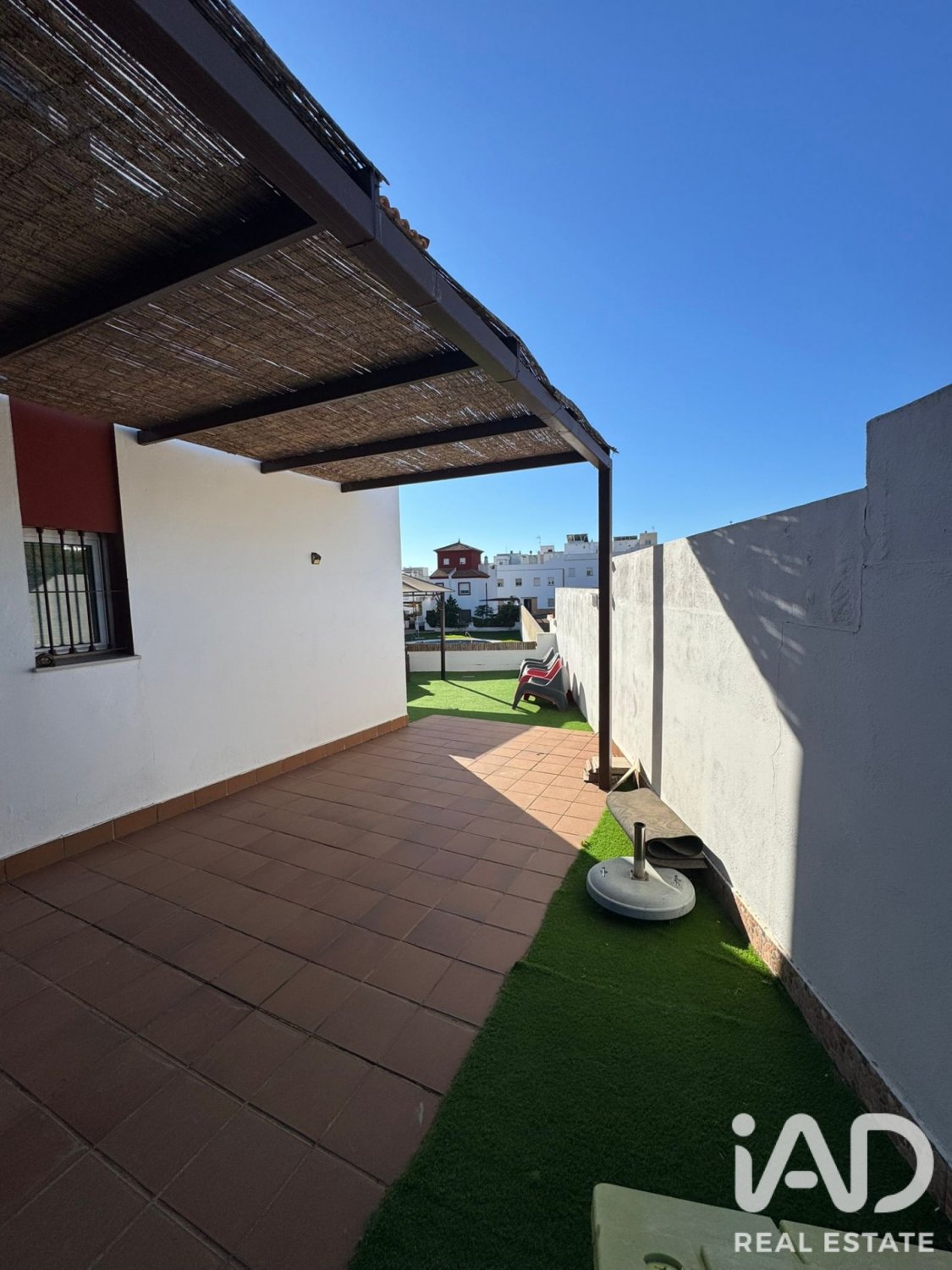Kaupunkipientalo Ayamonte, Huelva, Espanja 210 m2 No. 188178