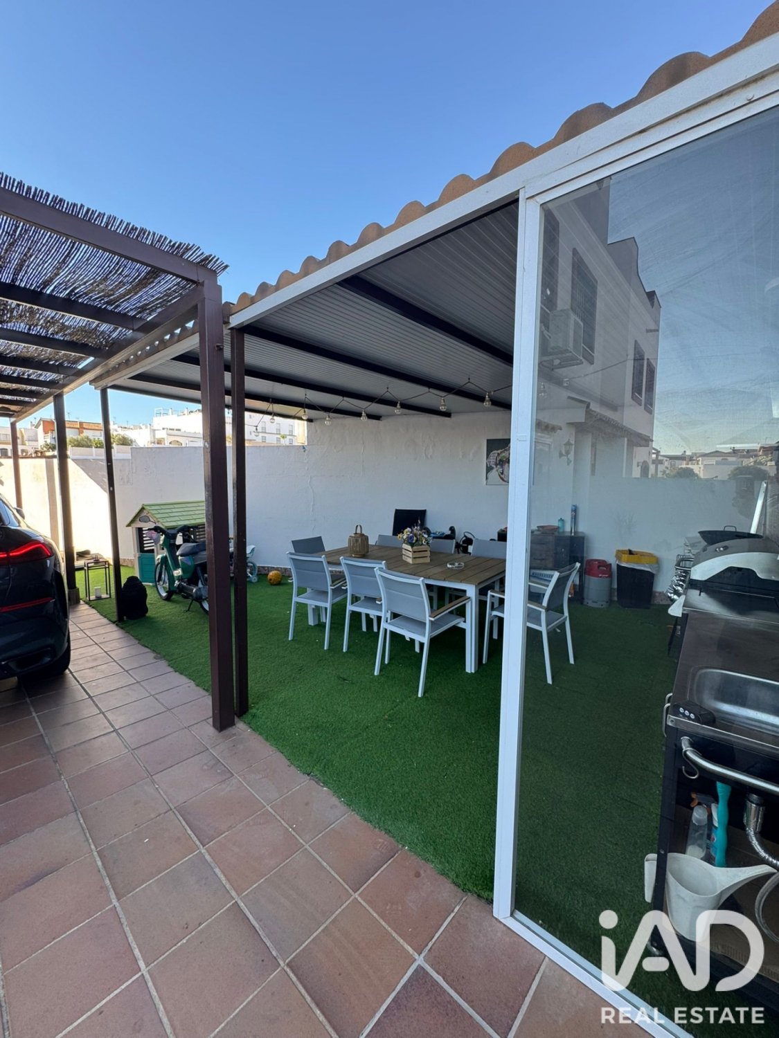Kaupunkipientalo Ayamonte, Huelva, Espanja 210 m2 No. 188178
