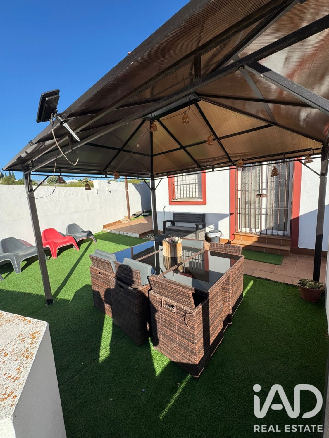 Kaupunkipientalo Ayamonte, Huelva, Espanja 210 m2 No. 188178