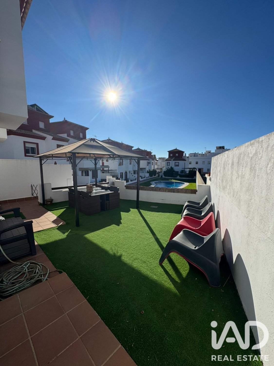 Kaupunkipientalo Ayamonte, Huelva, Espanja 210 m2 No. 188178