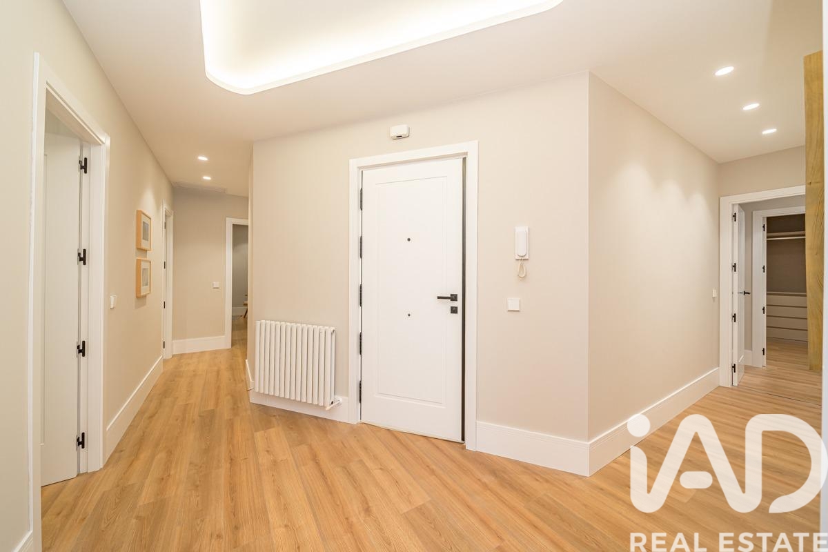 Huoneisto Madrid, Espanja 3 makuuhuonetta, 173 m2 No. 188184