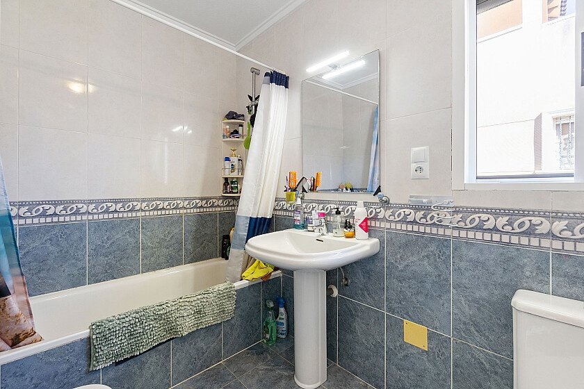 Villa in Villamartin, Alicante, Spanien 3 Schlafzimmer, 81 m2 Nr. 111205