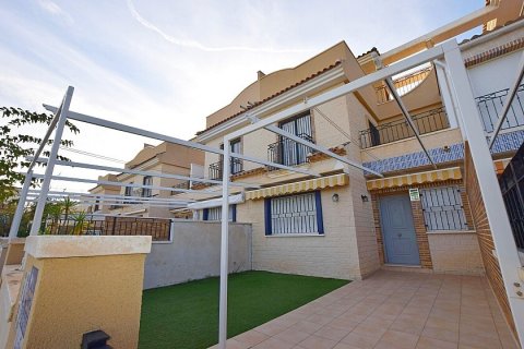 Villa à Torre de la Horadada, Alicante, Espagne 3 chambres, 120 m2 No. 111209