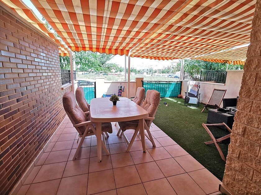 Villa in Torre de la Horadada, Alicante, Spanien 3 Schlafzimmer, 120 m2 Nr. 111209