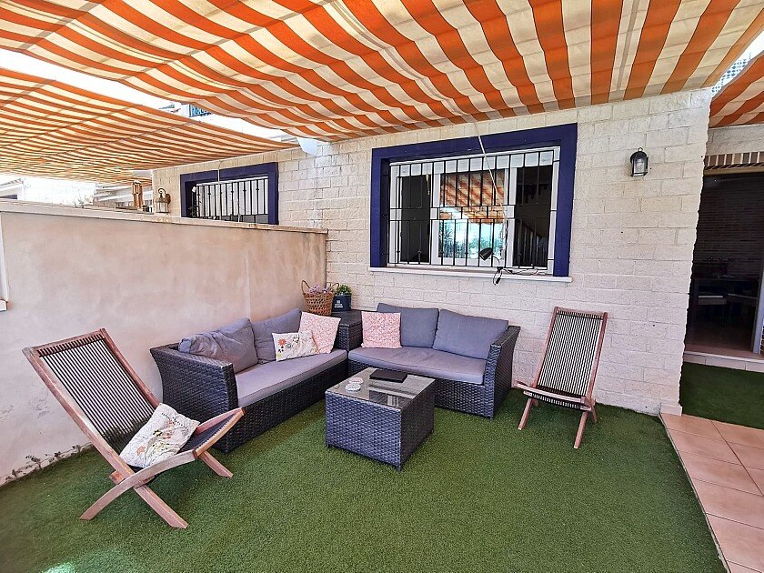 Villa in Torre de la Horadada, Alicante, Spanien 3 Schlafzimmer, 120 m2 Nr. 111209