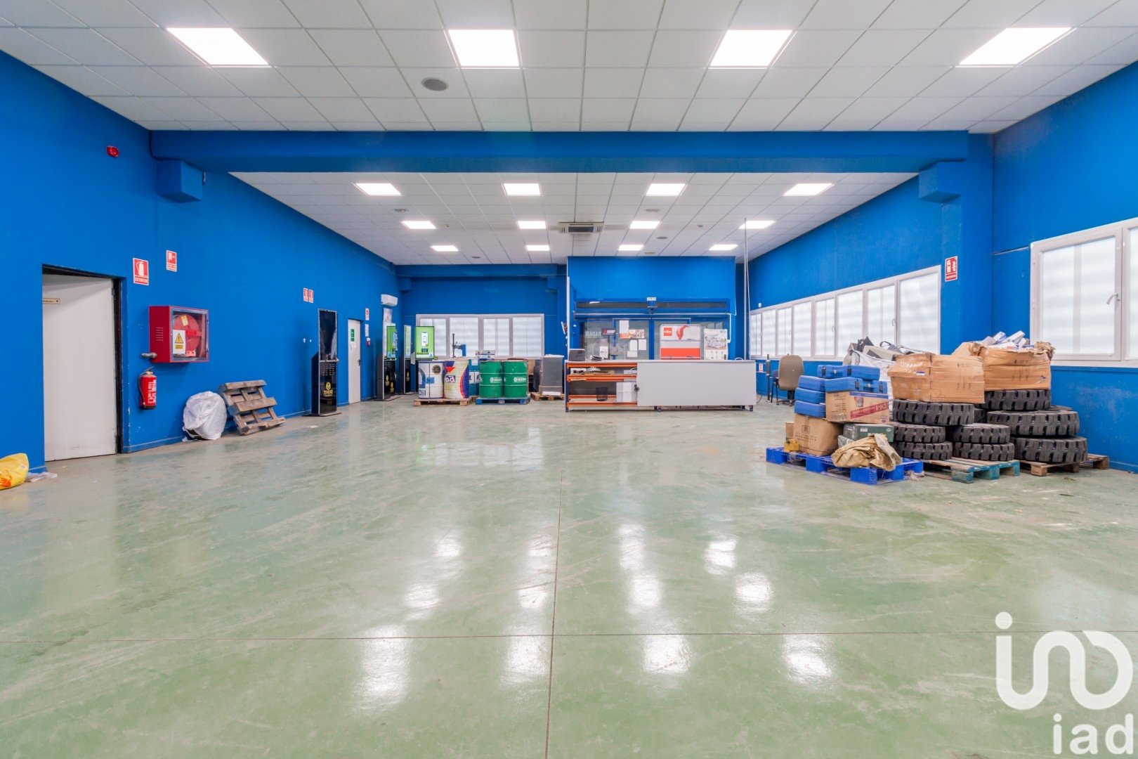 Commercial property à Leganes, Madrid, Espagne 3025 m2 No. 153343
