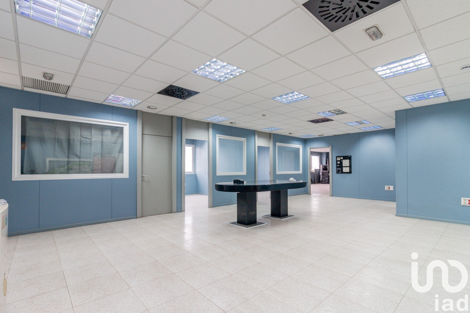 Commercial property à Leganes, Madrid, Espagne 3025 m2 No. 153343