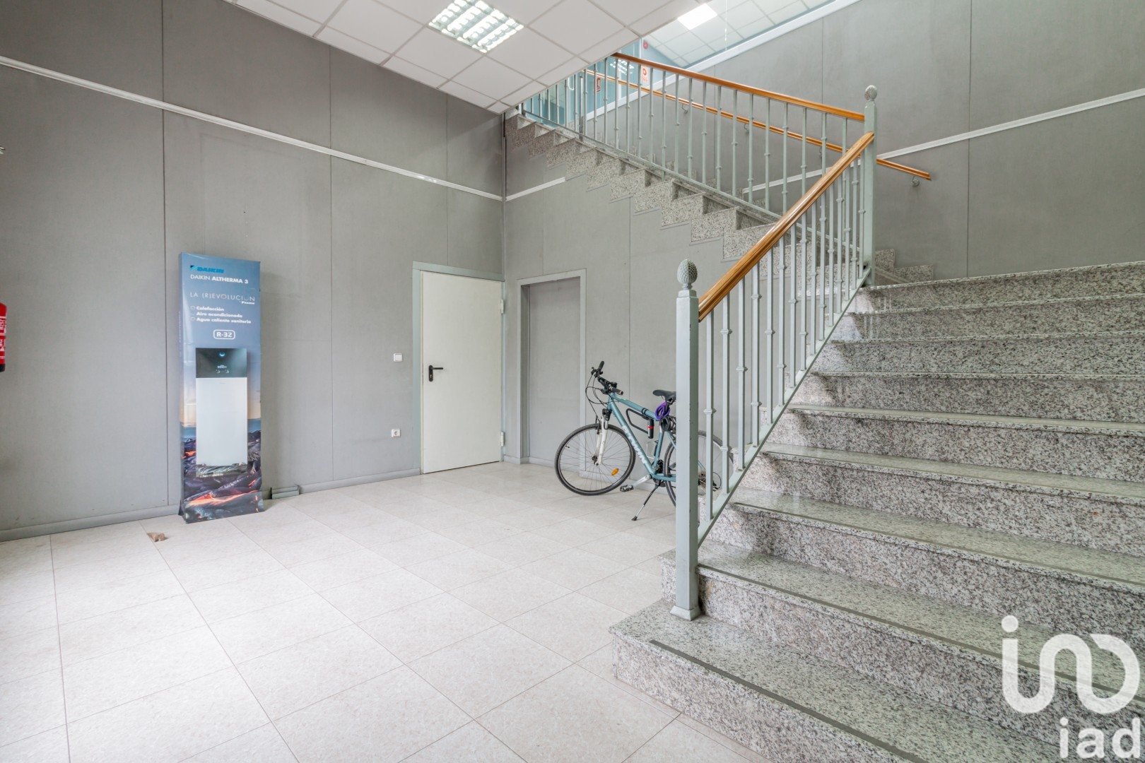 Commercial property à Leganes, Madrid, Espagne 3025 m2 No. 153343