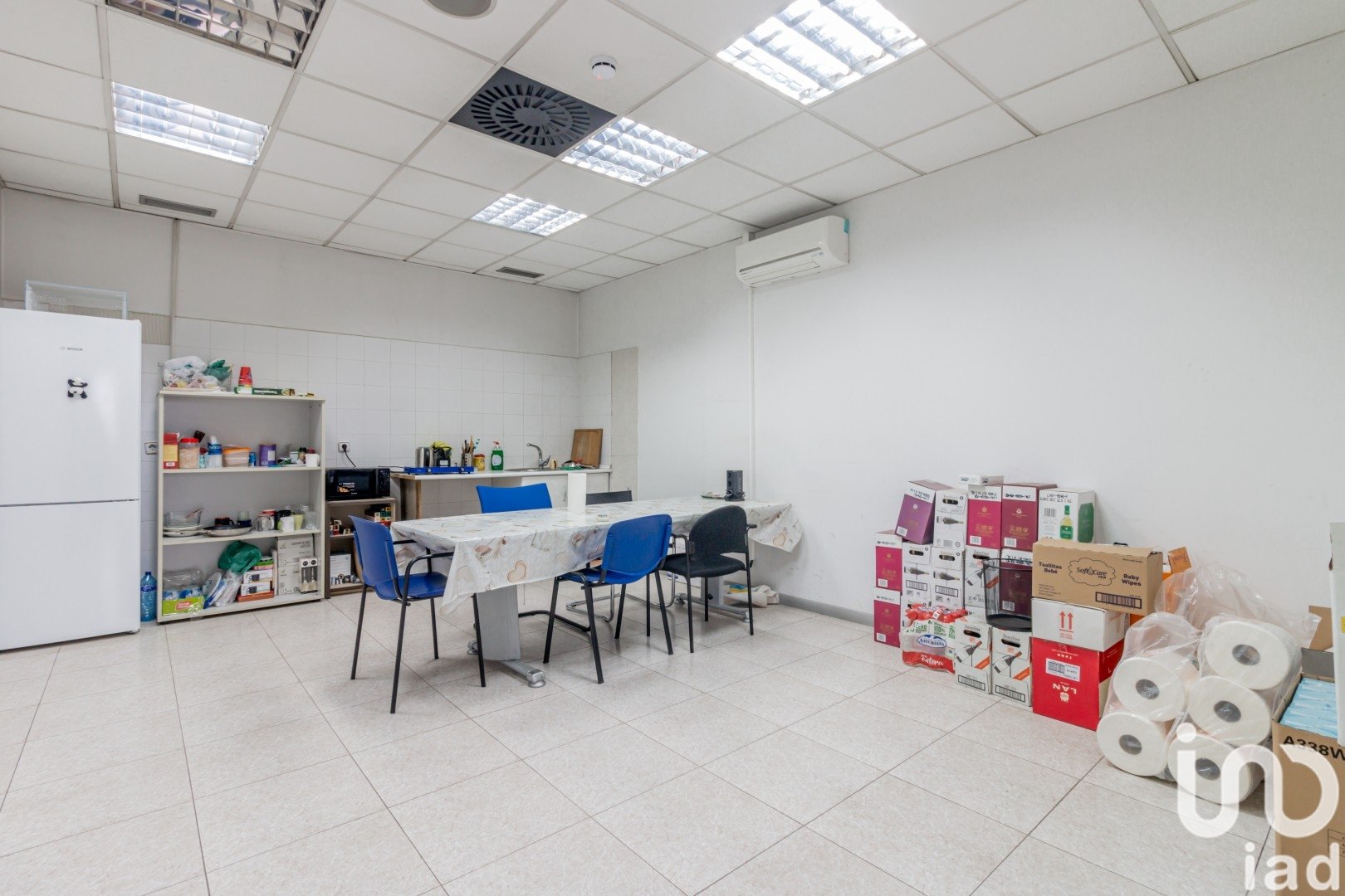 Commercial property à Leganes, Madrid, Espagne 3025 m2 No. 153343