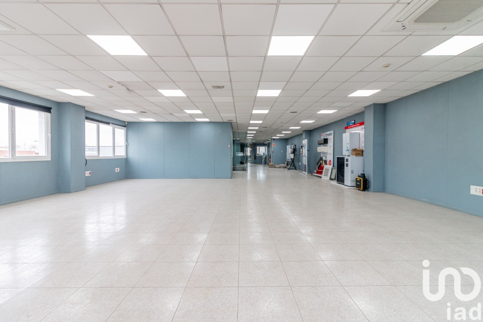 Commercial property à Leganes, Madrid, Espagne 3025 m2 No. 153343
