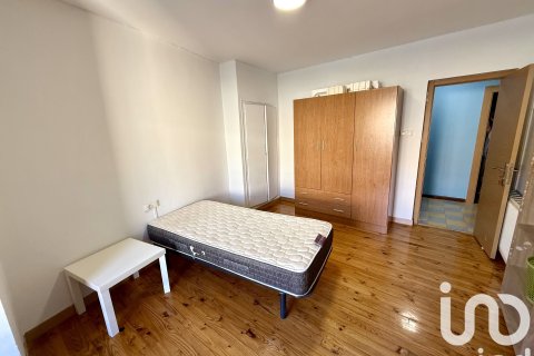 Apartment in Leon, Spain 5 bedrooms, 148 sq.m. No. 153342
