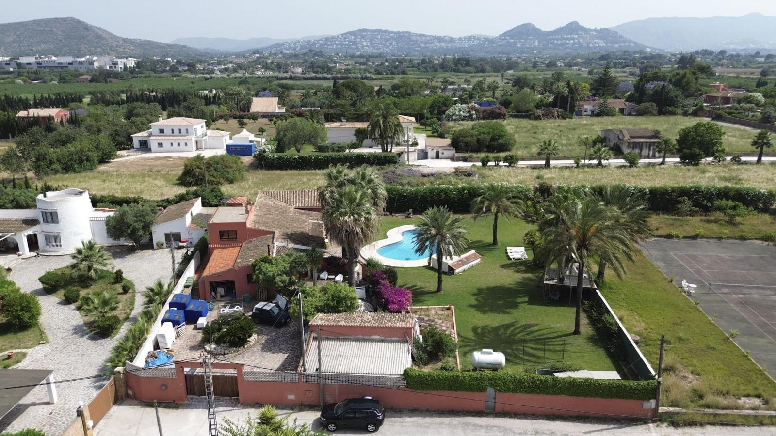 Villa en Dénia, Alicante, España 4 dormitorios, 284 m2 No. 192471