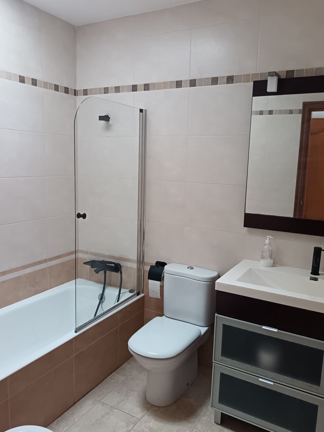 Villetta a schiera a Alicante, Spagna 3 camere da letto, 332 mq. N° 192470