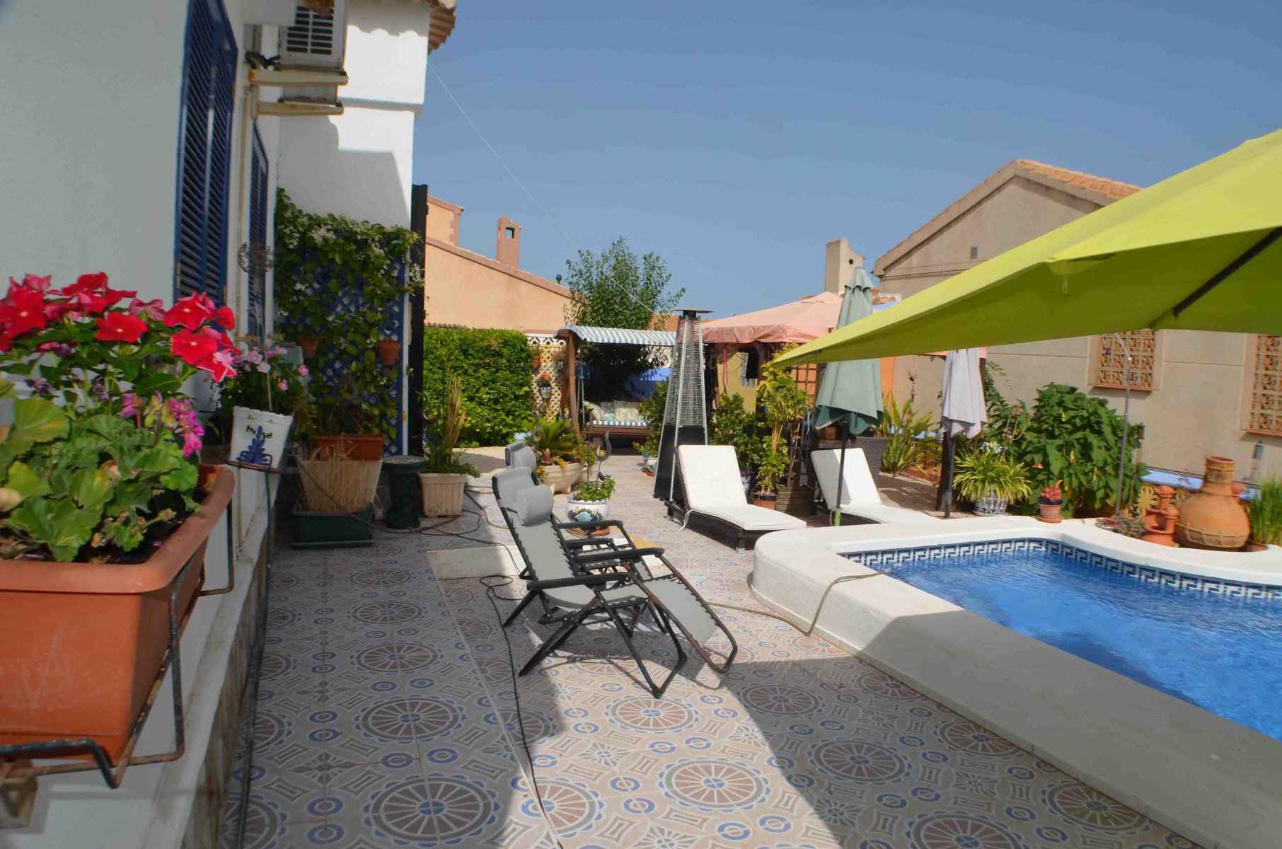 Villa a La Florida, Alicante, Spagna 4 camere da letto, 145 mq. N° 78757