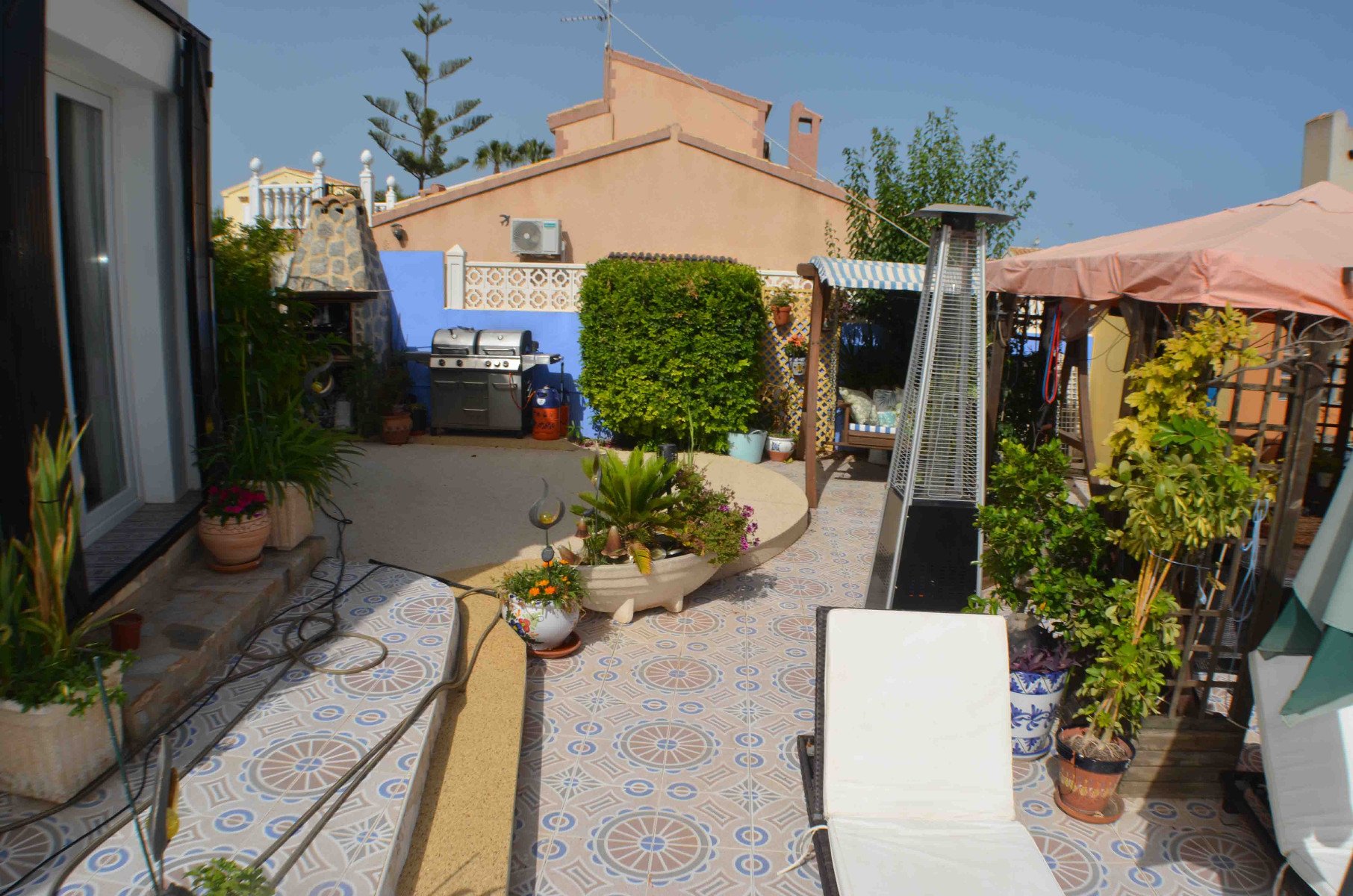 Villa a La Florida, Alicante, Spagna 4 camere da letto, 145 mq. N° 78757