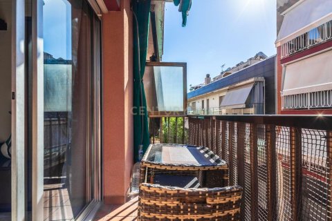 Dzīvoklis Sant Joan Despi, Barcelona, Spānijā 3 istabas, 73 m2 Nr. 181318