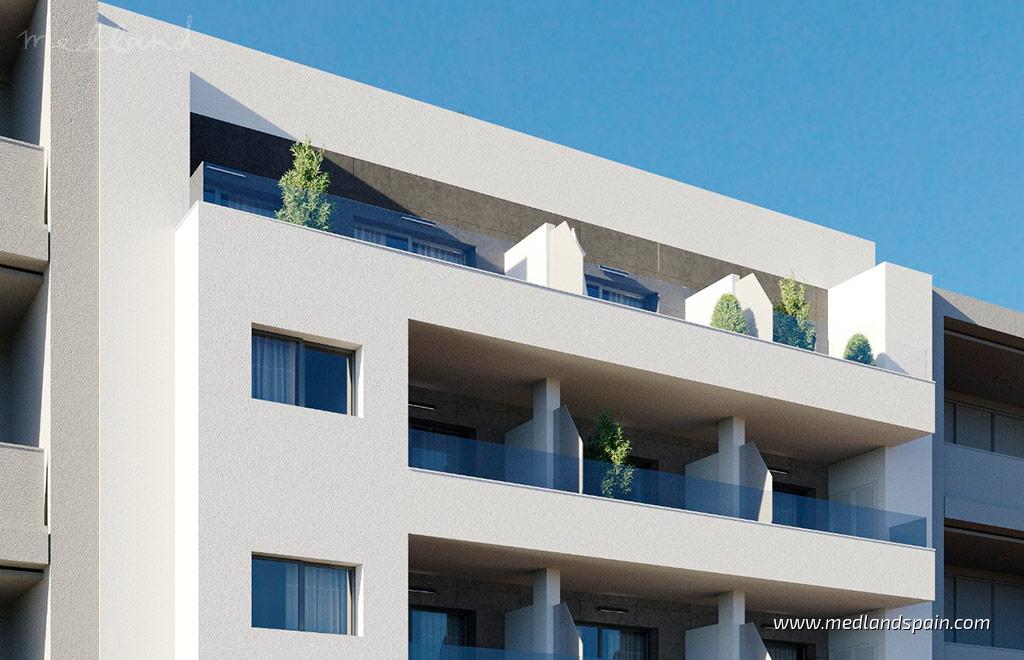 Apartamento en Torrevieja, Alicante, España 2 dormitorios, 85 m2 No. 182633